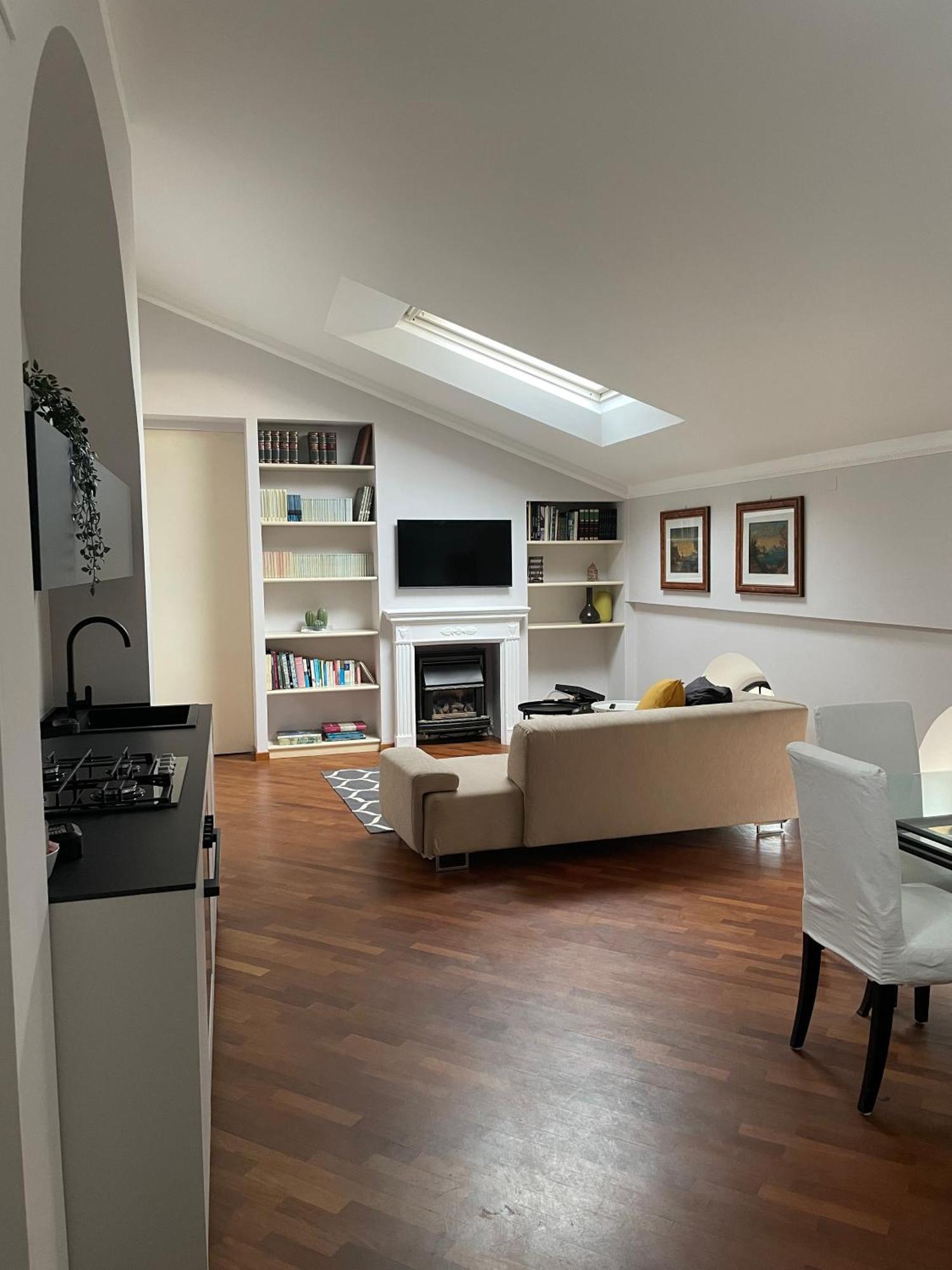 Appartement Civico 16 à Chiaravalle Marche Extérieur photo